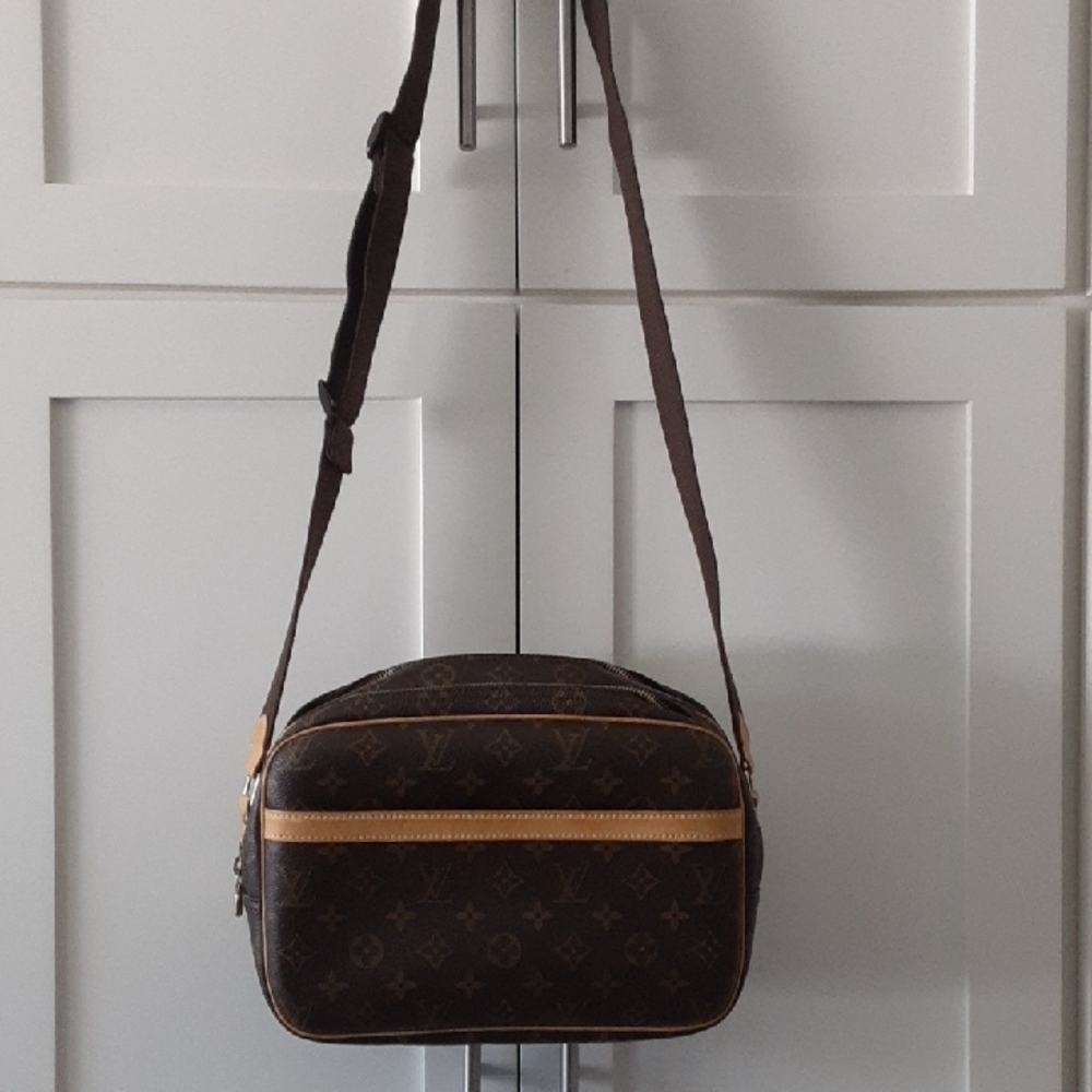 Louis Vuitton Brown Monogram Unisex/Men's Bag
